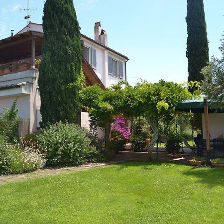 Affittacamere Casale Ai Poggi Orbetello Esterno foto