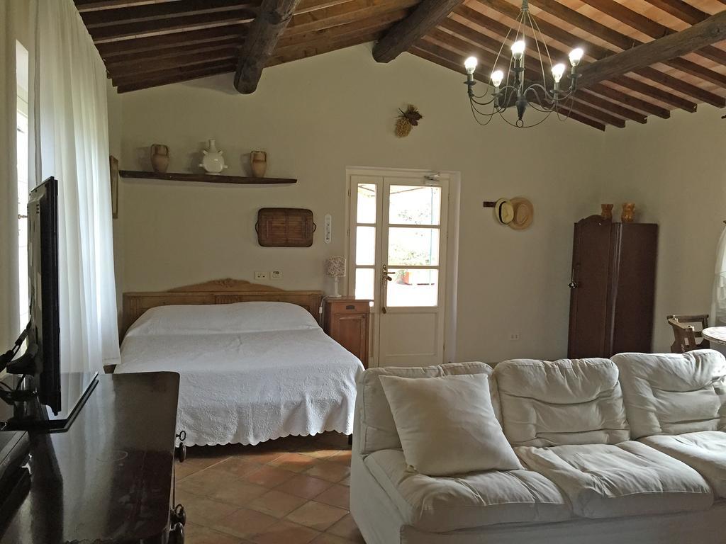 Affittacamere Casale Ai Poggi Orbetello Esterno foto
